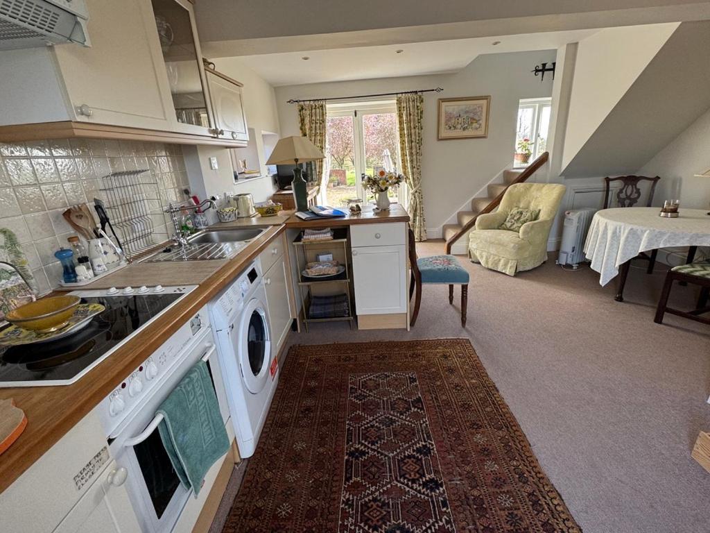Cottage Barn Conversion On Working Farm Worcester Esterno foto
